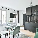 Appartement In The Heart Of Paris Jardin Du Luxembourg